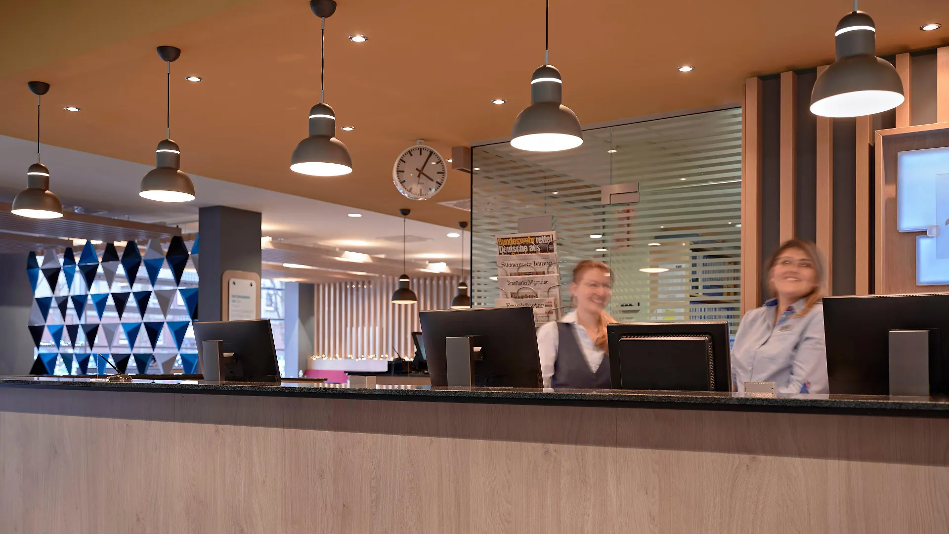 Holiday Inn Express Frankfurt Messe By Ihg Frankfurt am Main Hotel