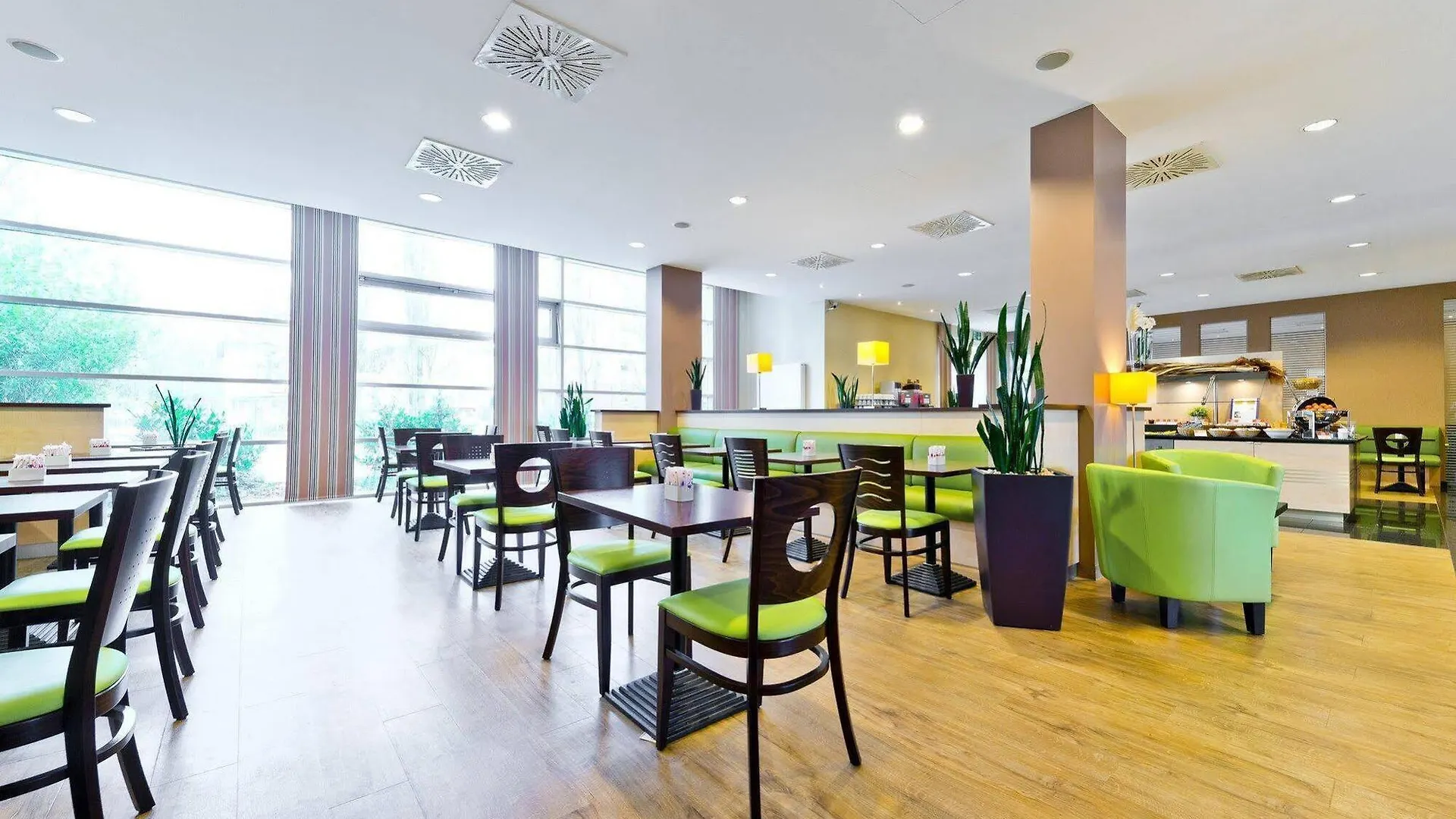 *** Hotel Holiday Inn Express Frankfurt Messe By Ihg Frankfurt am Main Germany