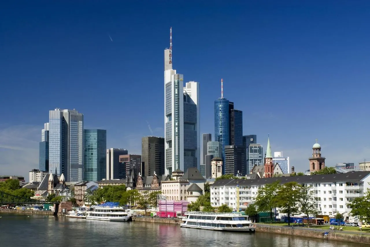 Hotel Holiday Inn Express Frankfurt Messe By Ihg Frankfurt am Main