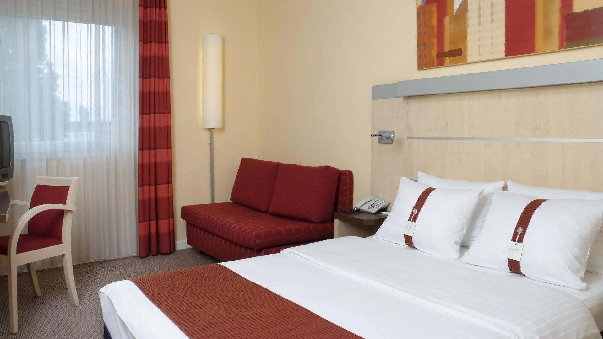 Holiday Inn Express Frankfurt Messe By Ihg Frankfurt am Main