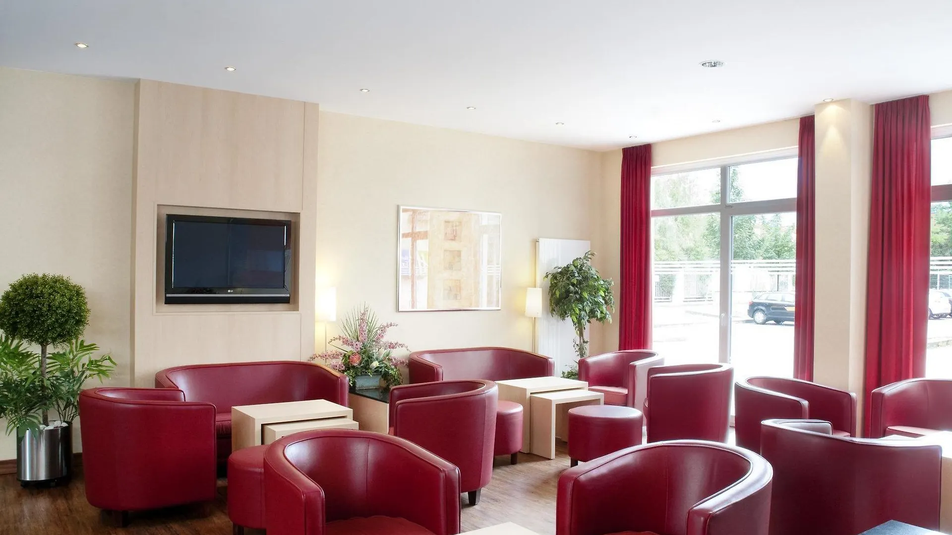 Hotel Holiday Inn Express Frankfurt Messe By Ihg Frankfurt am Main